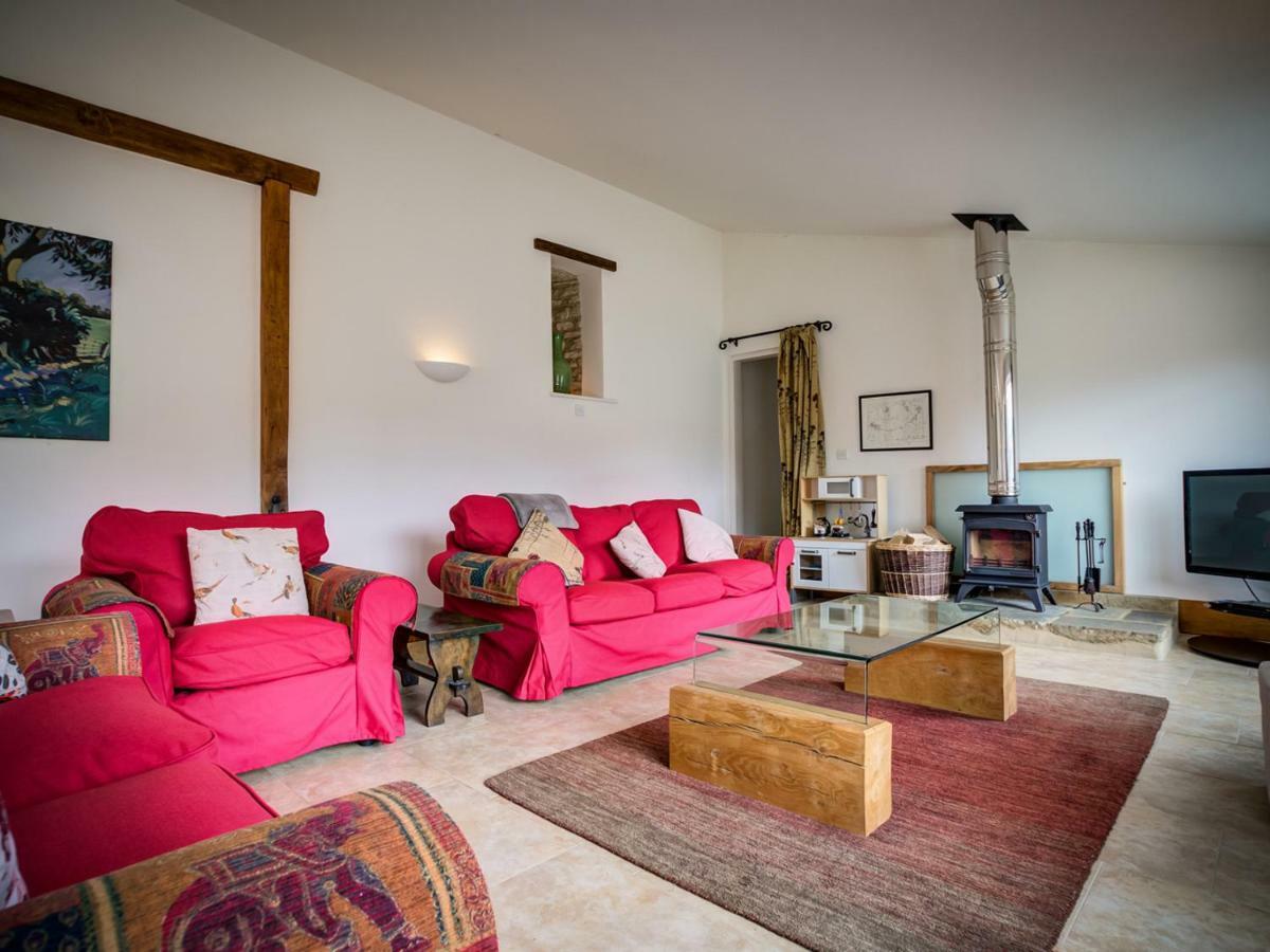 Wytons Piece Villa Cherington Bagian luar foto